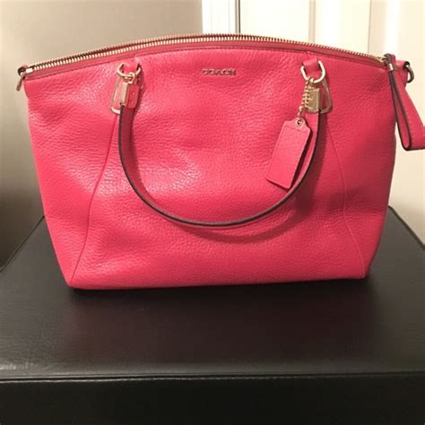 poshmark purses and bags.